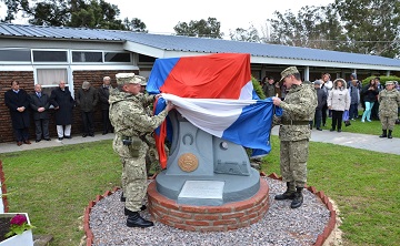 Inauguración de monumento al Sargento Francisco de los Santos, foto 1