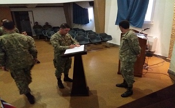 Entrega de diplomas a tenientes alumnos de la E.C.P.O., foto 5