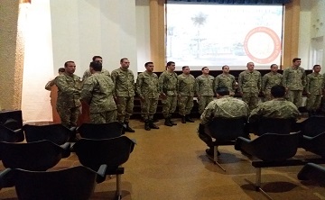 Entrega de diplomas a tenientes alumnos de la E.C.P.O., foto 7