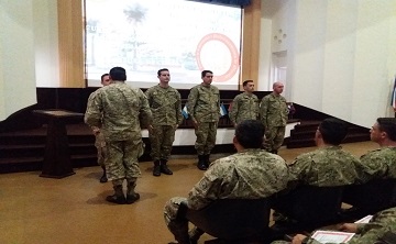Entrega de diplomas a tenientes alumnos de la E.C.P.O., foto 11