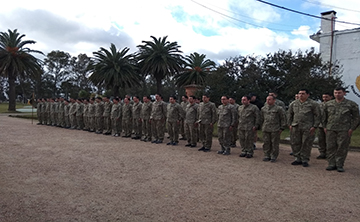 Entrega del gallardete del 99º curso de la E.C.P.O., foto 3
