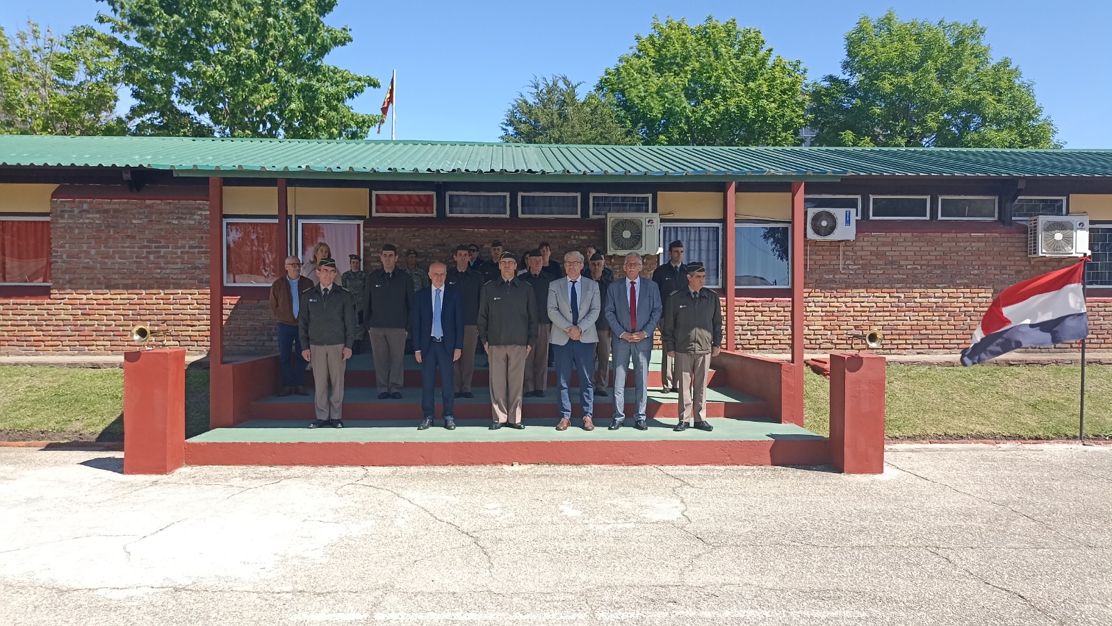 Visita del Ministro de Defensa Nacional y de autoridades de la educación, foto 4