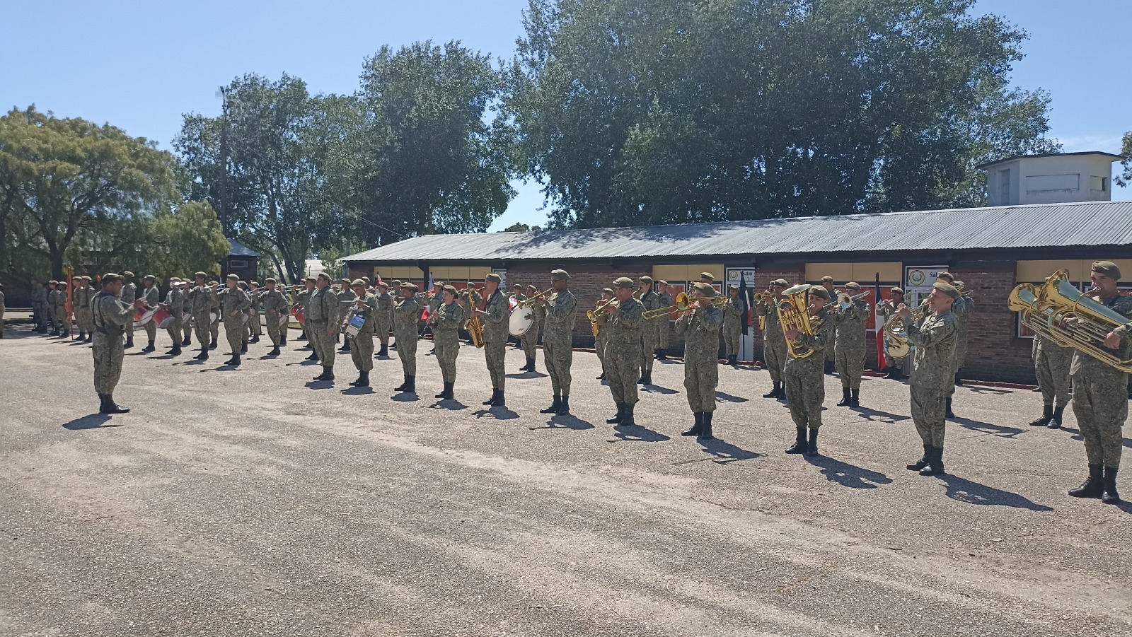 Visita del Ministro de Defensa Nacional y de autoridades de la educación, foto 5