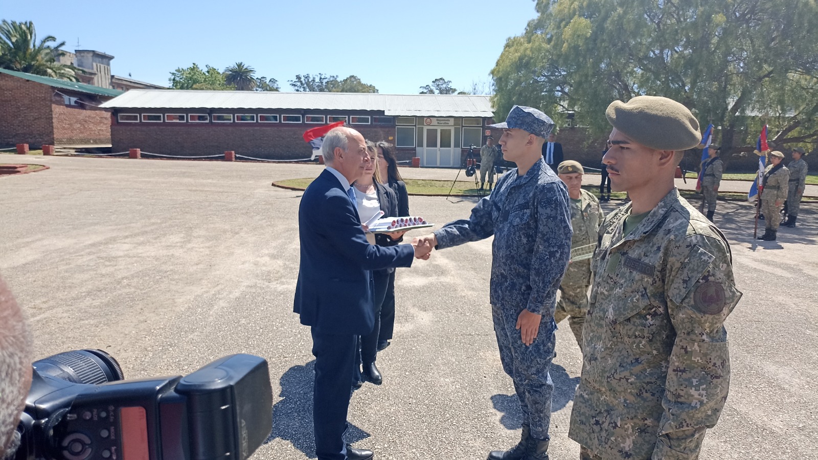 Visita del Ministro de Defensa Nacional y de autoridades de la educación, foto 8
