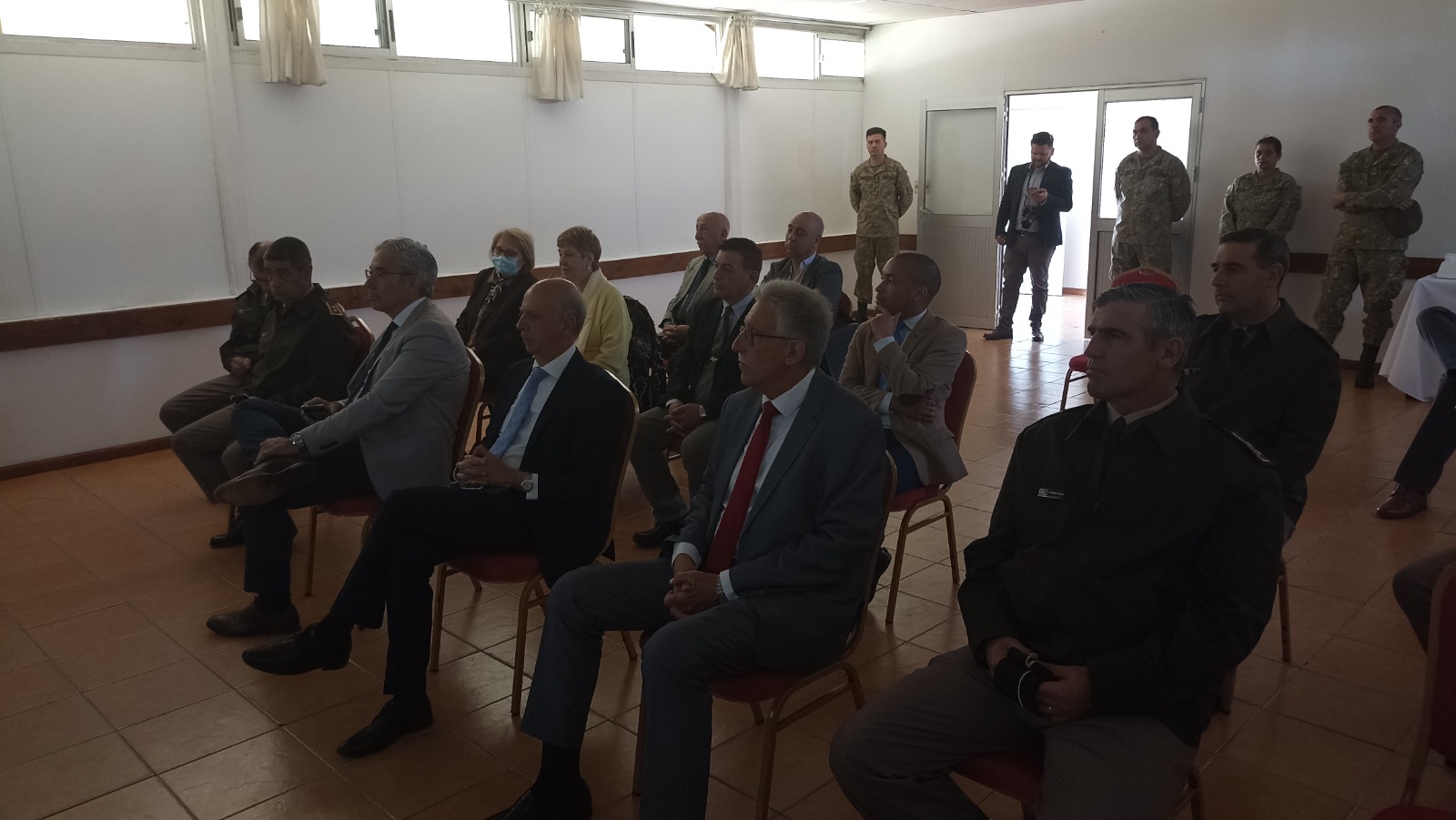 Visita del Ministro de Defensa Nacional y de autoridades de la educación, foto 13