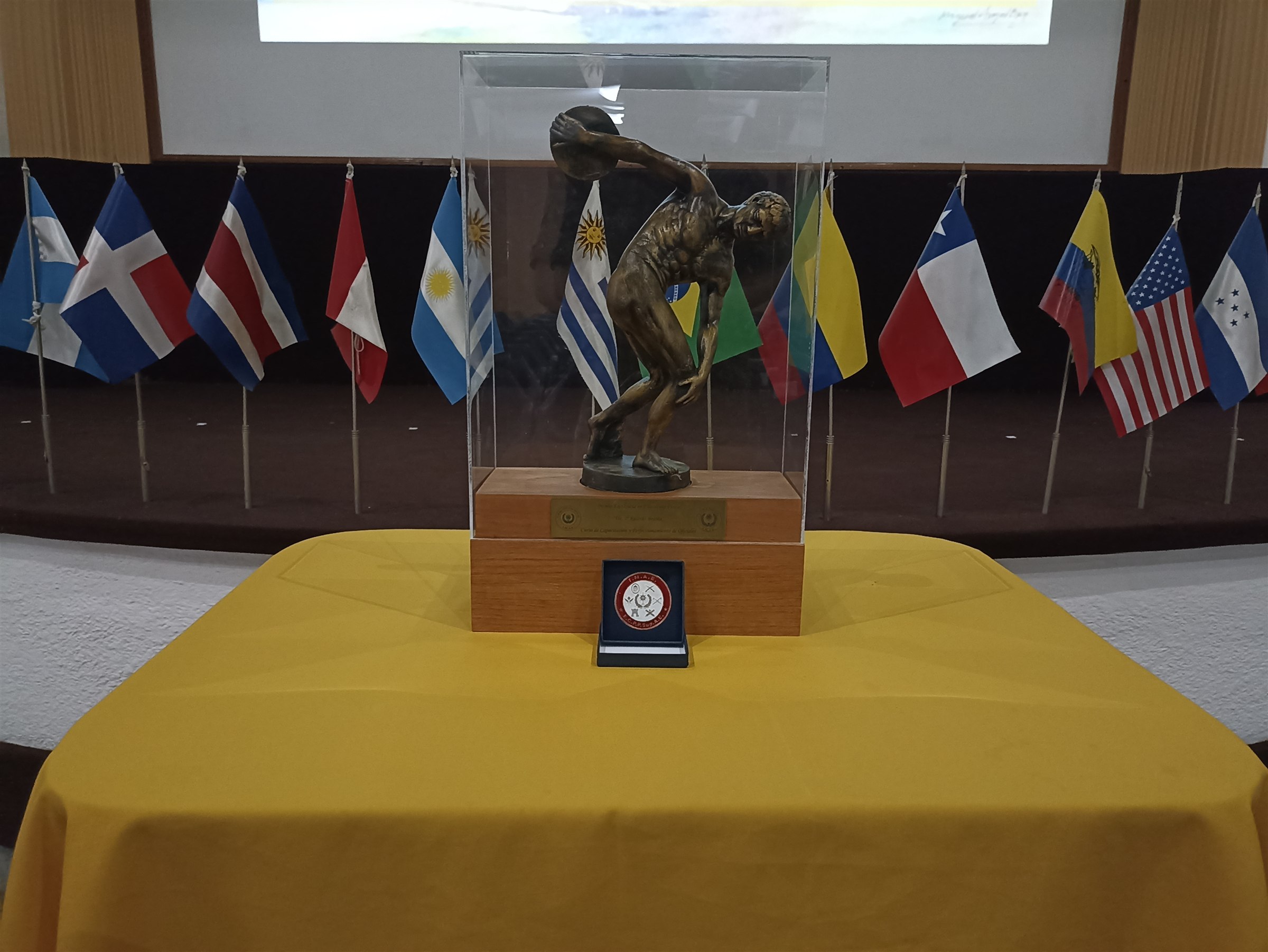 Ceremonia de entrega de premios por la clausura de cursos 2022, foto 1