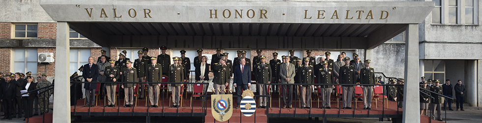 Ceremonia del 106º aniversario del I.M.A.E. y colación de grado de alféreces del Escalafón de Apoyo, Sub Escalafón Técnico Profesional y Escalafón de Bandas Militares