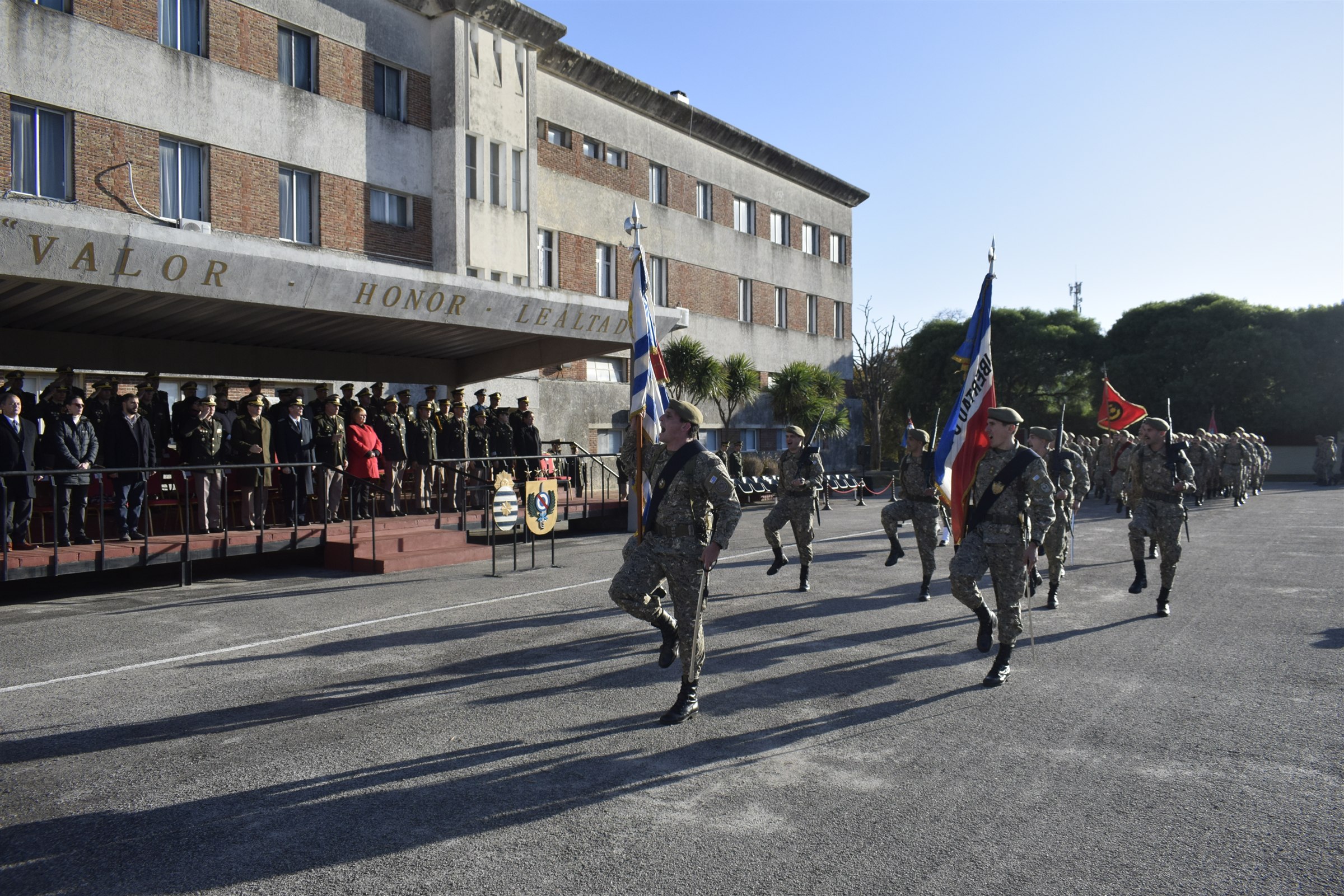 Ceremonia del 107º aniversario del I.M.A.E. y colación de grado de alférez del Escalafón de Bandas Militares, foto 8