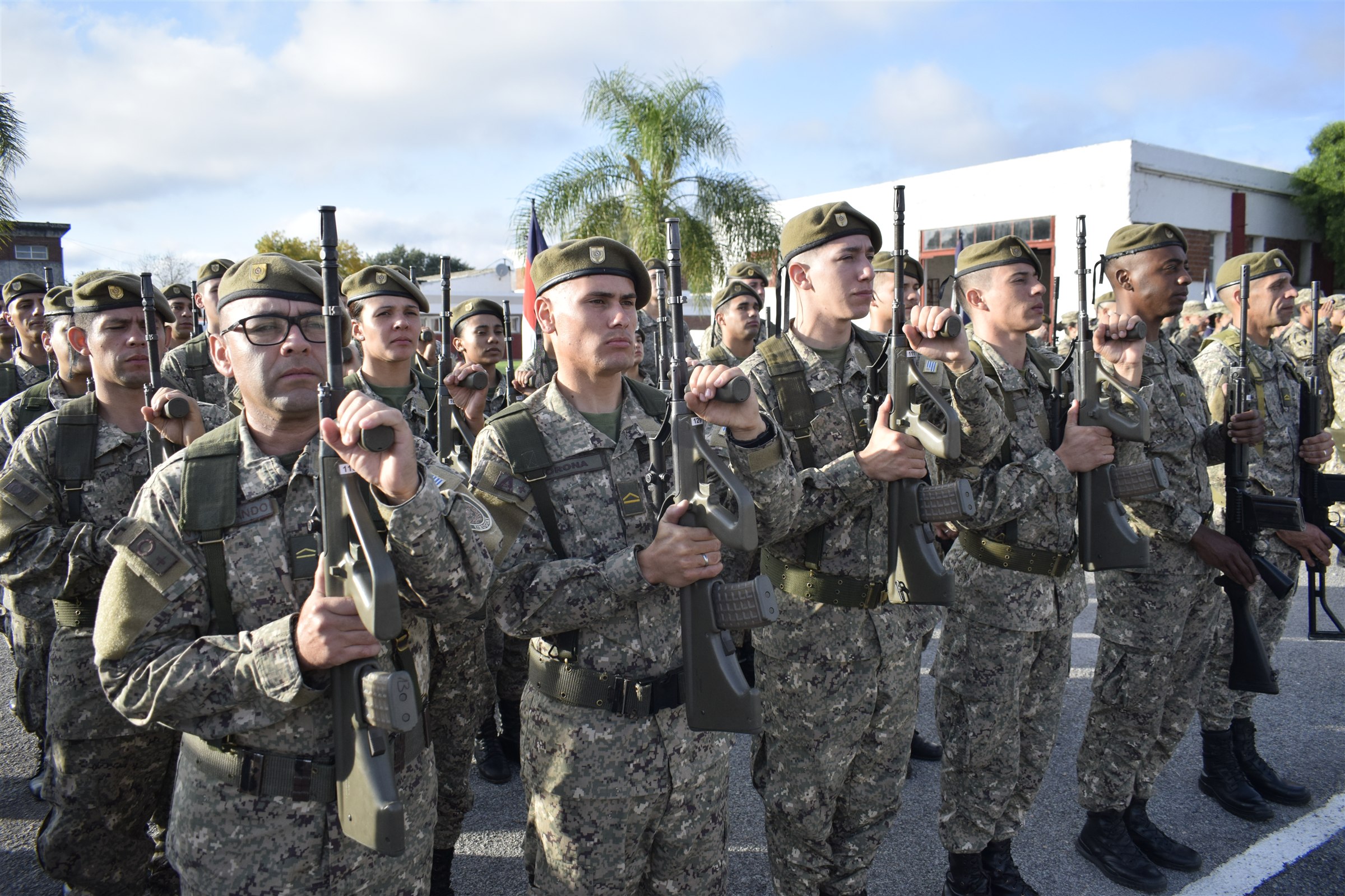 Acto por el 201º Aniversario del Desembarco de los 33 Orientales, foto 6