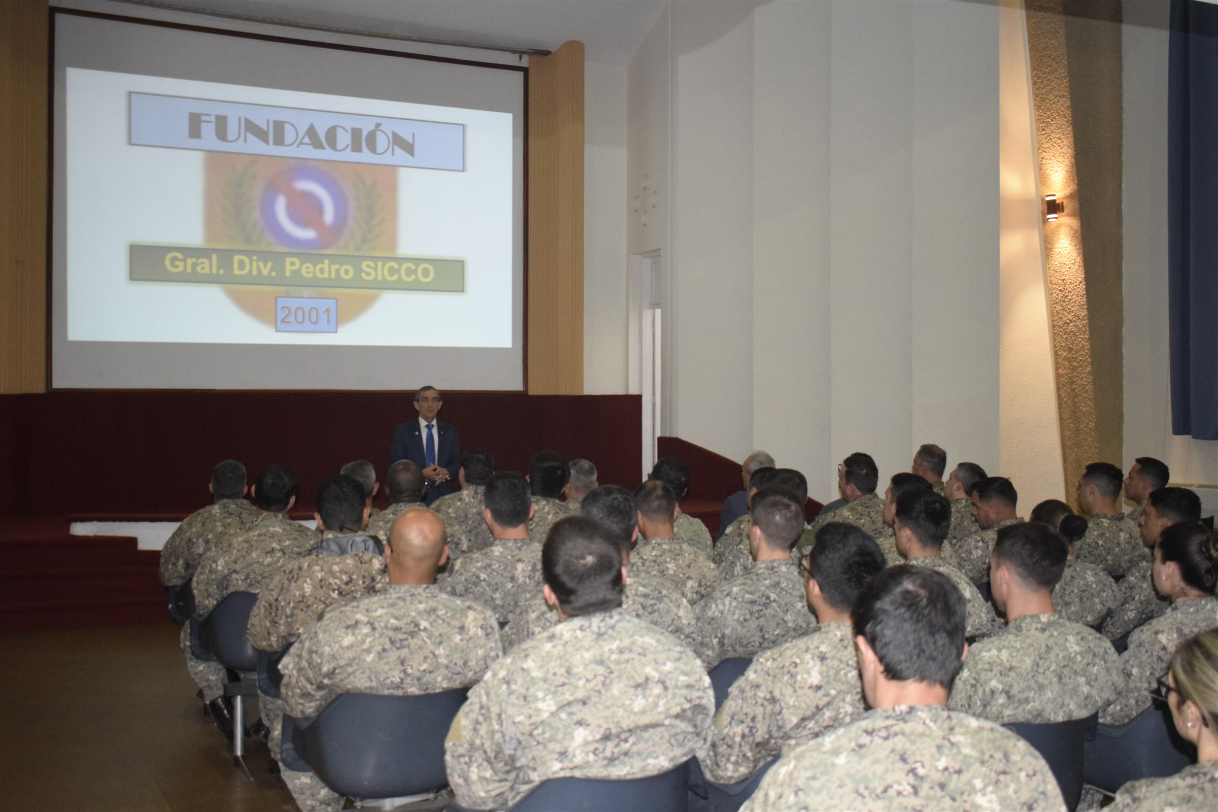 Charla Informativa de la Fundación «Gral. de División Pedro Sicco», foto 2