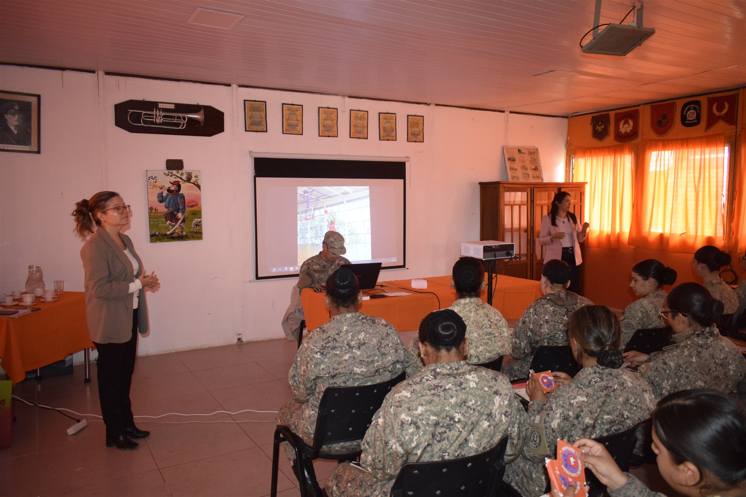 Taller del Ministerio de Defensa Nacional sobre un «Noviazgo Libre de Violencia», foto 2