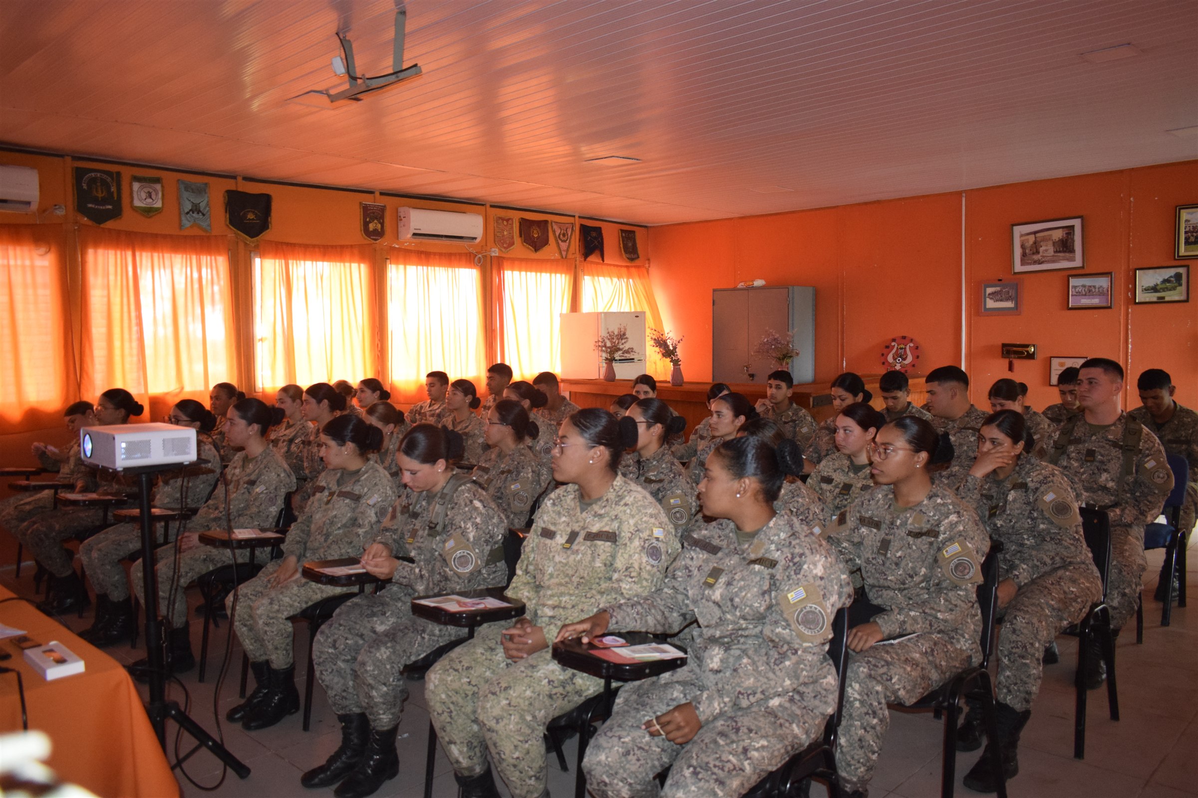 Taller del Ministerio de Defensa Nacional sobre un «Noviazgo Libre de Violencia», foto 3