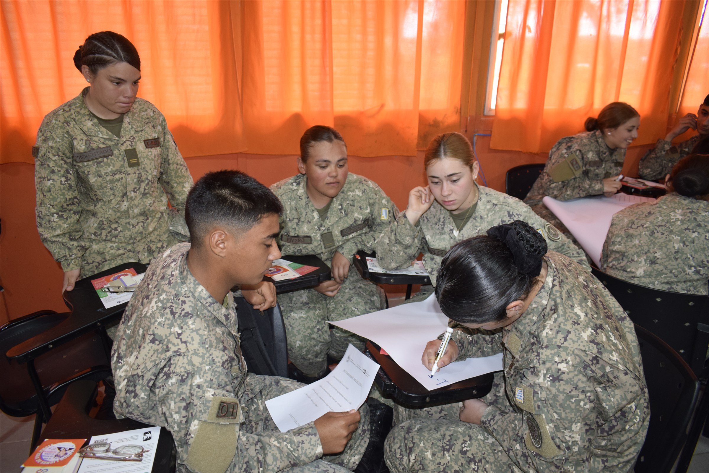 Taller del Ministerio de Defensa Nacional sobre un «Noviazgo Libre de Violencia», foto 9